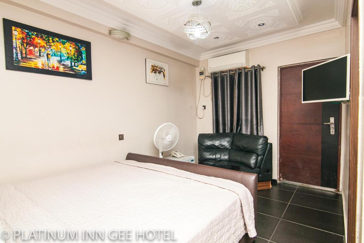 Platinum Inn Gee Hotel Suru Lere Екстер'єр фото