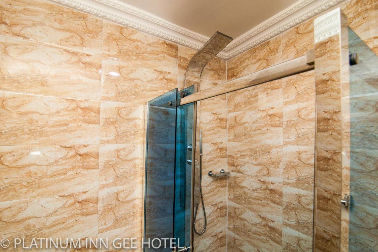 Platinum Inn Gee Hotel Suru Lere Екстер'єр фото