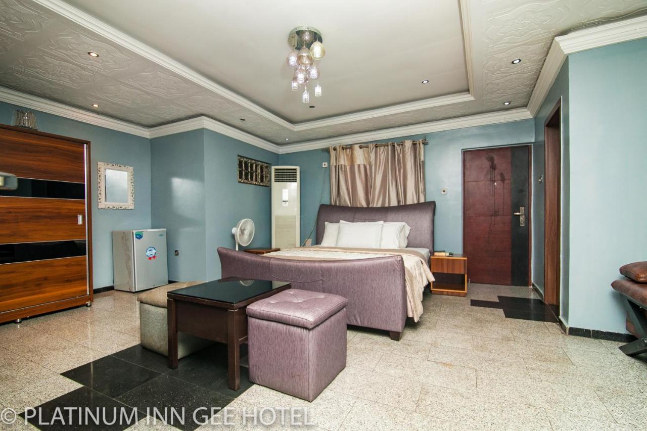 Platinum Inn Gee Hotel Suru Lere Екстер'єр фото