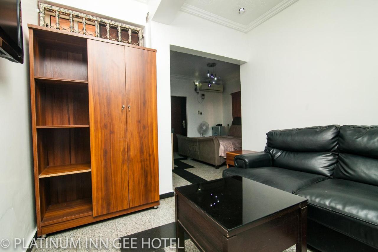 Platinum Inn Gee Hotel Suru Lere Екстер'єр фото