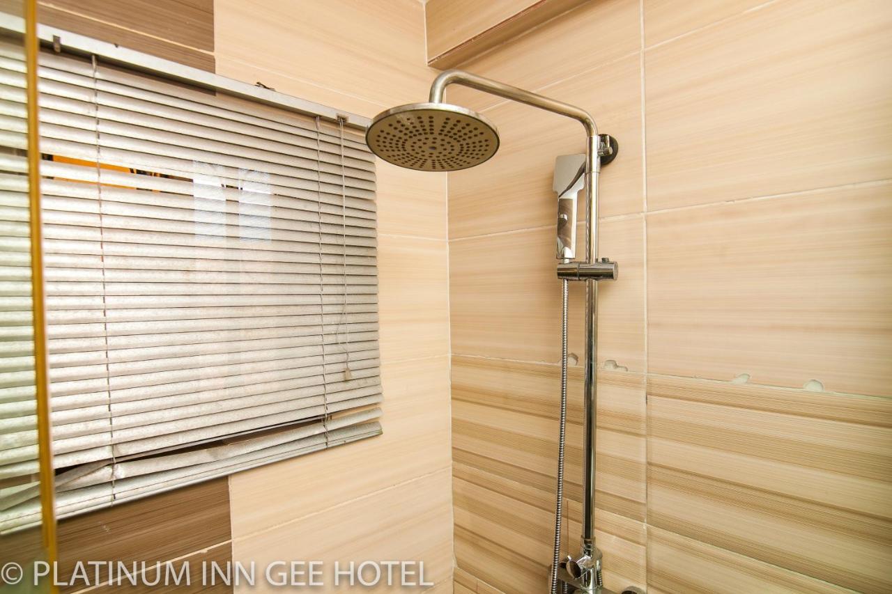 Platinum Inn Gee Hotel Suru Lere Екстер'єр фото