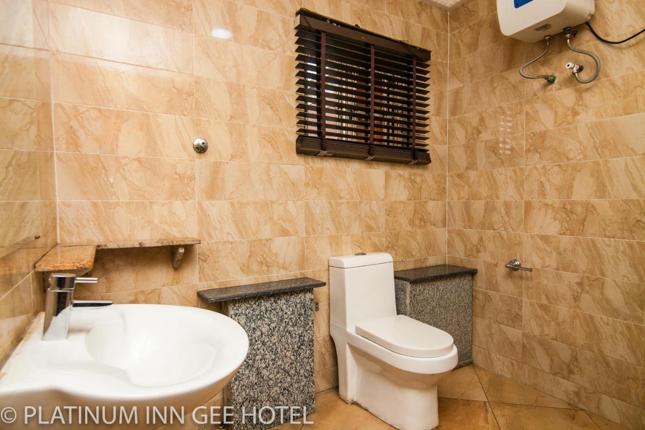 Platinum Inn Gee Hotel Suru Lere Екстер'єр фото